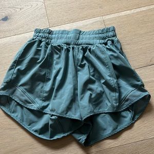 Lululemon Hotty Hot Shorts